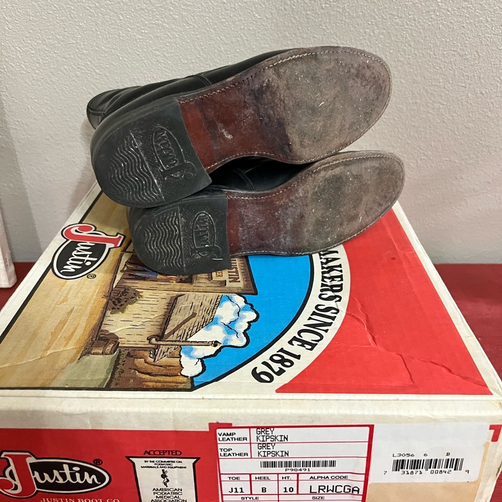 Vintage Justin boots - Picture 2 of 6